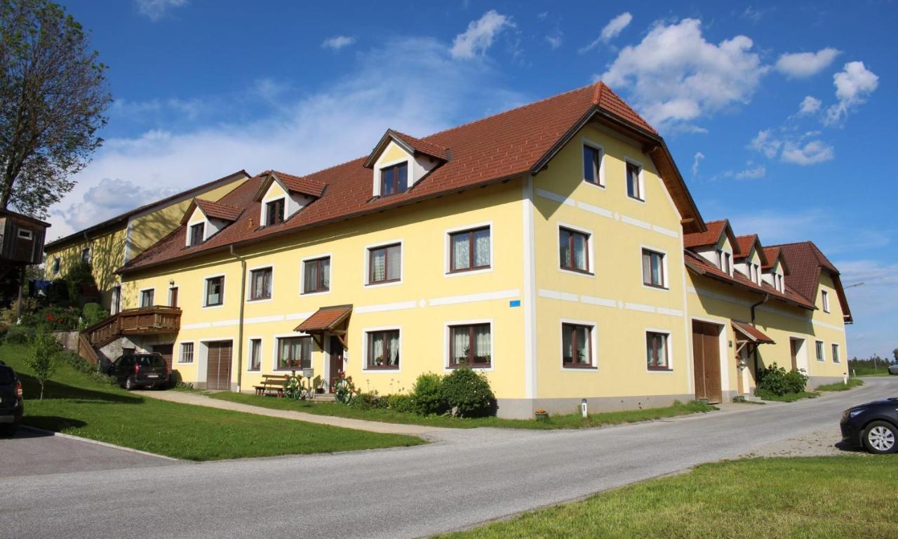 Ferienwohnung Urlaub am Bauernhof Weichselbaum Schloss Rosenau Exterior foto